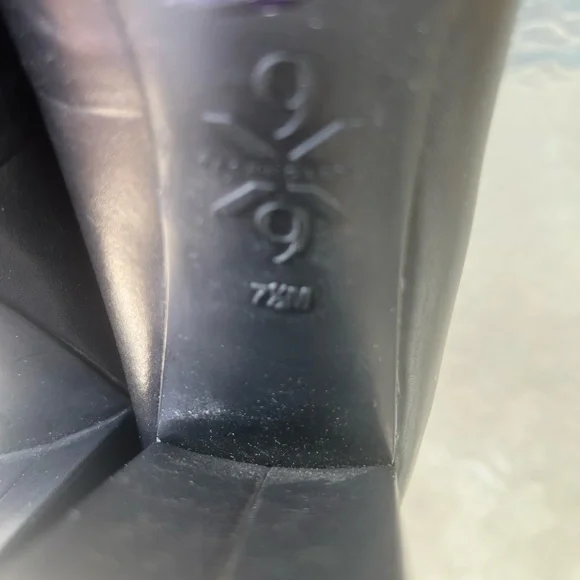 Nine West Black Heels - Picture 7 of 7